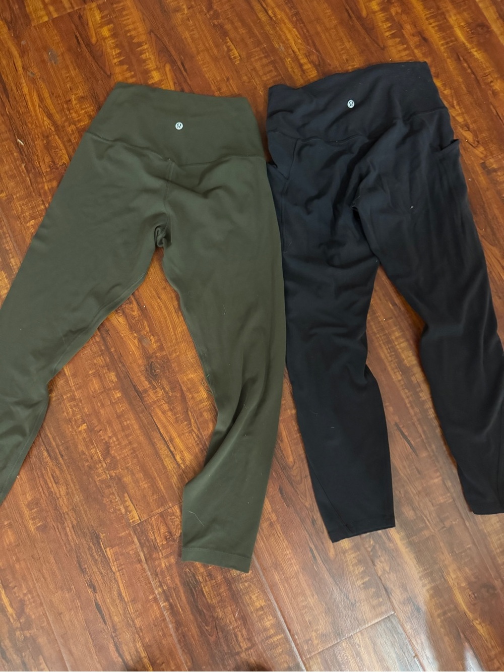 lululemon athletica Olive Green & Black Women's Leggings Set